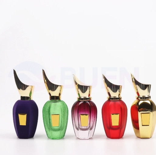 Colour 50ml Round Sticker Spray Coloured Empty Perfume Bottle With UV Unique Cap